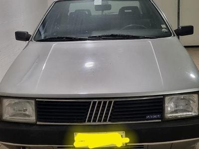 Occasion Fiat Croma 98 ch (72 kW) 1989 Gris Citadine