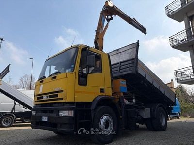 Usata Iveco Massif 241 CV (177 kW) 1999 Giallo