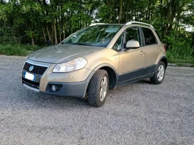 Usata Fiat Sedici 107 CV (78 kW) 2006 SUV