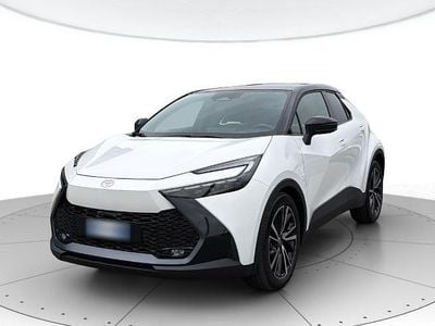 Usata Toyota C-HR Lounge 98 CV (72 kW) 2024 Bianco SUV