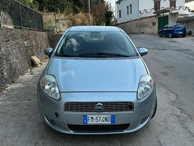 Usata Fiat Grande Punto 75 CV (55 kW) 2007 Grigio Utilitaria