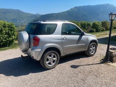 Usata Toyota RAV4 2002 SUV