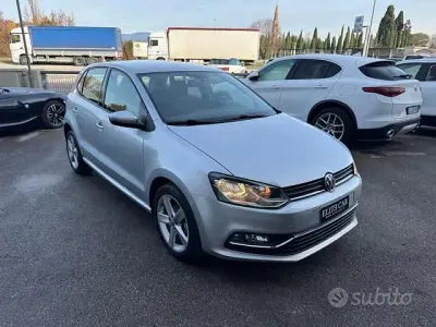 Usata VW Polo Highline 90 CV (66 kW) 2016 Grigio Berlina