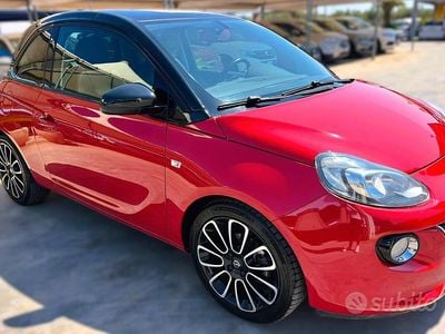 Usata Opel Adam Unlimited 87 CV (63 kW) 2016 Rosso Utilitaria