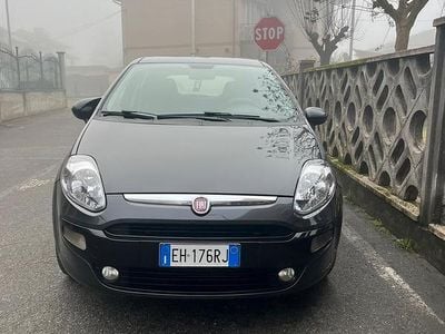 Usata Fiat Grande Punto S 75 CV (55 kW) 2011 Grigio Utilitaria