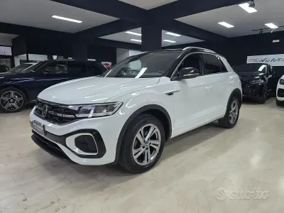 Usata VW T-Roc R-line 110 CV (80 kW) 2023 Bianco SUV