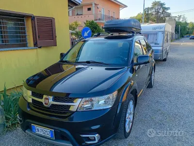 Usata Fiat Freemont Lounge 170 CV (125 kW) 2012 Nero SUV