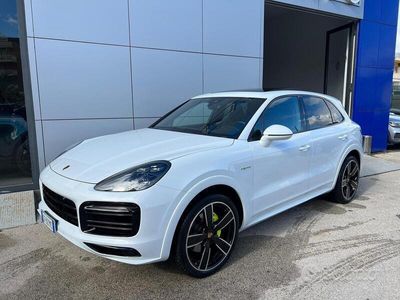 usata Porsche Cayenne 3.0 e-hybrid tiptronic