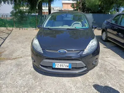 Usata Ford Fiesta Titanium 95 CV (69 kW) 2011 Berlina