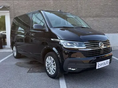 Usata VW Caravelle Life 150 CV (110 kW) 2022 Nero metallizzato Furgone
