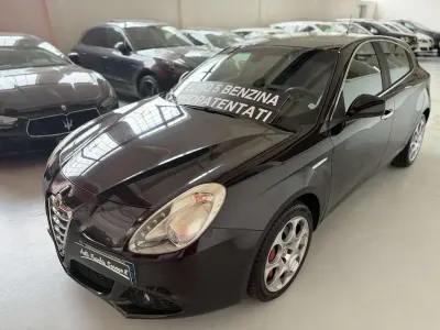 Usata Alfa Romeo Giulietta Distinctive 170 CV (125 kW) 2010 Nero Utilitaria