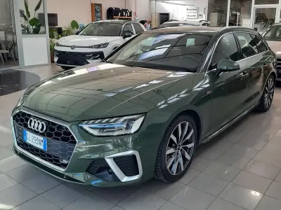 Usata Audi A4 S-Line 163 CV (119 kW) 2023 Verde Station wagon