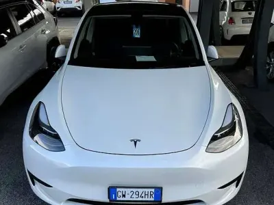 Usata Tesla Model Y RWD 114 kW (155 CV) 2024 Bianco SUV