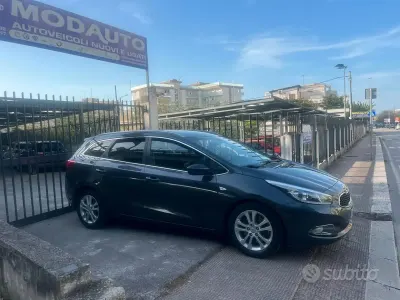 Usata Kia Ceed Sportswagon 110 CV (80 kW) 2014 Grigio Station wagon