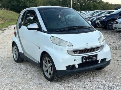 Bianco Usata 2009 Smart ForTwo Coupé Pulse Coupé | 3999 € (Buon prezzo)