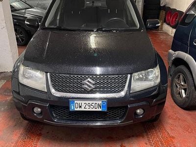 Usata Suzuki Grand Vitara 140 CV (102 kW) 2009 Nero SUV