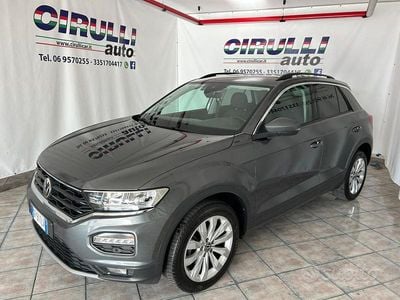 Usata VW T-Roc Style 110 CV (80 kW) 2021 Grigio scuro metallizzato SUV