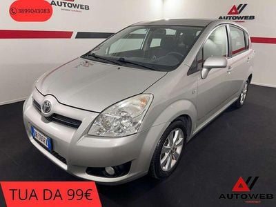 Usata Toyota Corolla Verso Sol 129 CV (94 kW) 2008 Argento Monovolume