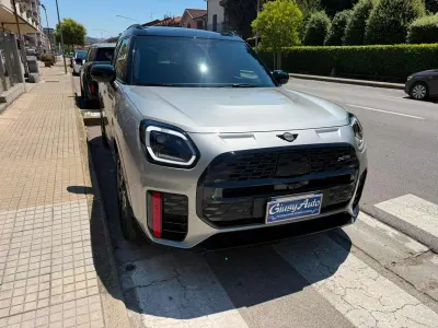 Nuova Mini John Cooper Works Countryman 300 CV (220 kW) 2026 Grigio SUV