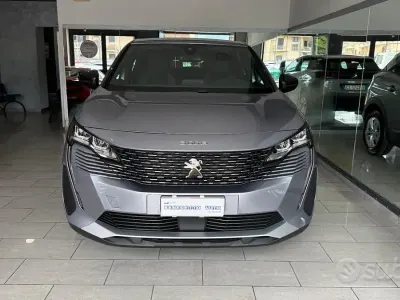 Gebraucht Peugeot 3008 Active 131 PS (96 kW) 2024 Grau SUV