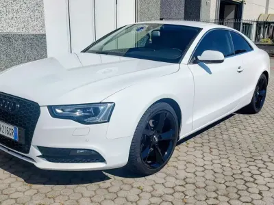 Usata Audi A5 Advanced Plus 170 CV (125 kW) 2012 Bianco ghiaccio Coupé