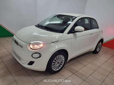 Nieuw Fiat 500e 69 kW (95 PK) 2026 Wit Hatchback