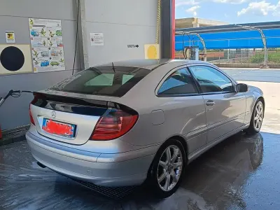 Usado Mercedes C200