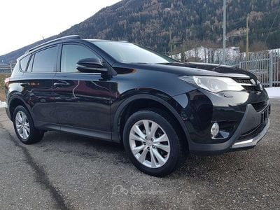 Begagnad Toyota RAV4 Luxury 150 HK (110 kW) 2015 Svart SUV