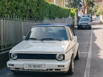 Usata VW Golf Cabriolet 98 CV (72 kW) 1992 Cabrio
