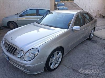 Mercedes E320