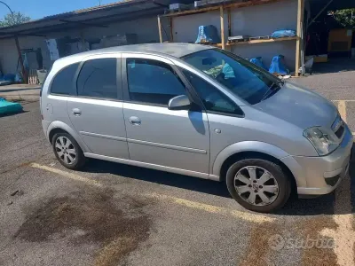 Usata Opel Meriva 75 CV (55 kW) 2006 Grigio Monovolume
