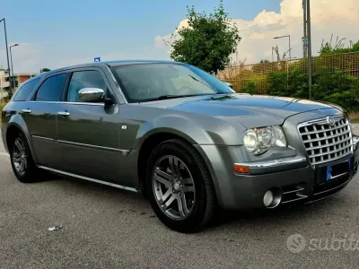 Usata Chrysler 300C Touring 218 CV (160 kW) 2006 Grigio Station wagon