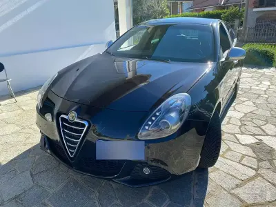 Usata Alfa Romeo Giulietta 120 CV (88 kW) 2013 Nero Utilitaria