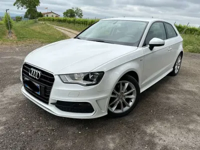 Usata Audi A3 Attraction 110 CV (80 kW) 2016 Berlina