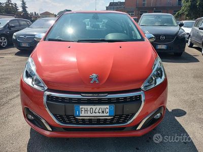 Arancione Usata 2017 Peugeot 208 GT-line Utilitaria | 8500 € (Ottimo prezzo)