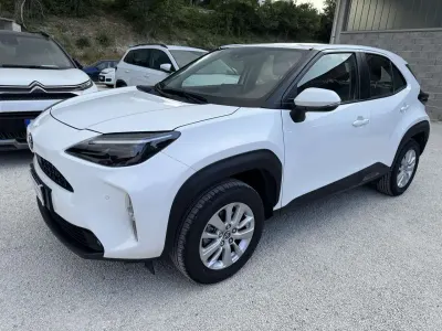 Usata Toyota Yaris Cross Business Edition 92 CV (67 kW) 2022 Other SUV
