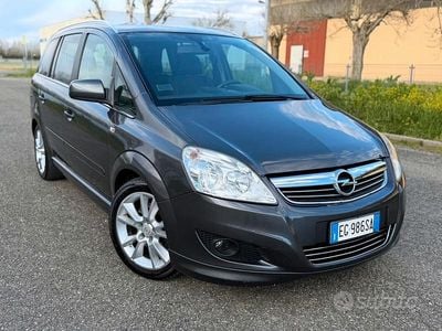 Usata Opel Zafira Eco 125 CV (91 kW) 2011 Grigio Monovolume