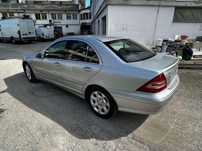 Usata Mercedes C200 Classic 136 CV (100 kW) 2007 Argento Berlina