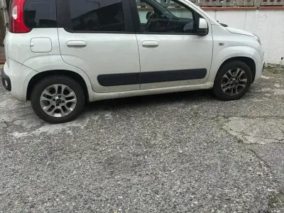 Usata Fiat Panda 95 CV (69 kW) 2015 Utilitaria