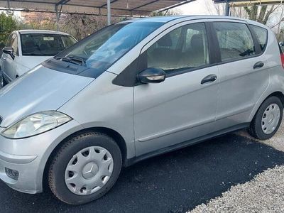 Usata Mercedes A150 Classic 95 CV (69 kW) 2004 Grigio Monovolume