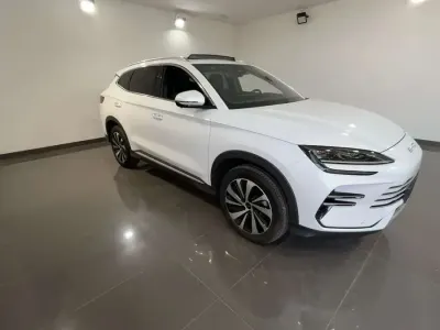 Nuova BYD Seal U Boost 98 CV (72 kW) 2025 Bianco SUV