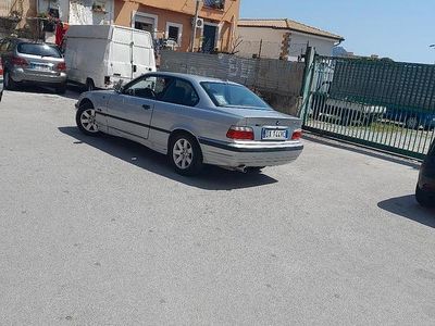 Usata BMW 318 1995 Grigio Coupé