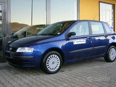 Usata Fiat Stilo Dynamic 100 CV (73 kW) 2005 Blu Berlina