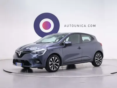 Usata Renault Clio V Business 90 CV (66 kW) 2021 Grigio Berlina