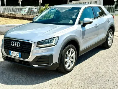Usata Audi Q2 Advanced 116 CV (85 kW) 2017 Grigio SUV