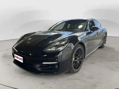 Usata Porsche Panamera 4S E-Hybrid 560 CV (411 kW) 2020 Nero Utilitaria