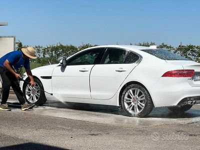 Usata Jaguar XE 2016 Bianco Berlina