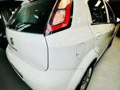 Usata Fiat Grande Punto 95 CV (69 kW) 2016 Bianco Utilitaria