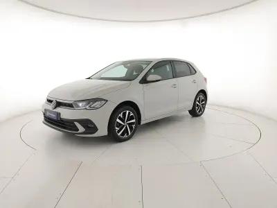 Gebraucht VW Polo Life 80 PS (58 kW) 2023 Grau Kleinwagen