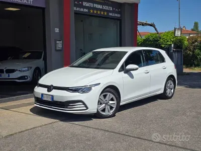 Brugt VW Golf VIII 150 HK (110 kW) 2022 Hvid Sedan